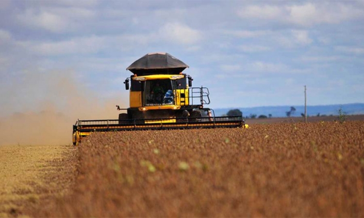 Setor de máquinas agrícolas eleva previsão de vendas em 2018
