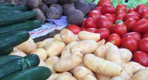 Problemas climáticos elevam preços de hortaliças