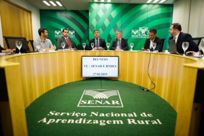 Senar e BNDES discutem parceria para levar assistência técnica a 30 mil produtores rurais